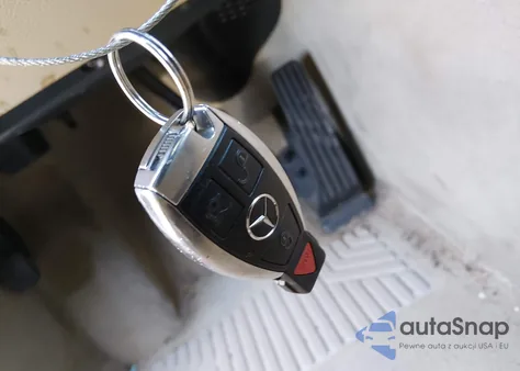 2010 Mercedes-Benz Glk 350 4Matic from USA, damaged, VIN WDCGG8HB6AF394580